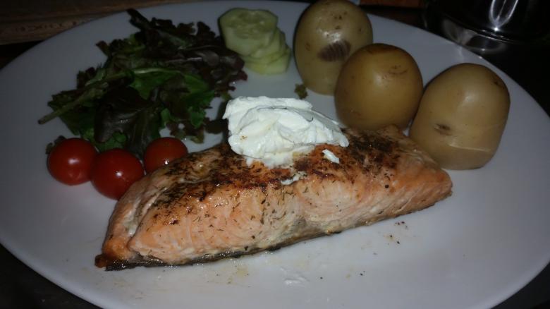SALMÓN MARINADO